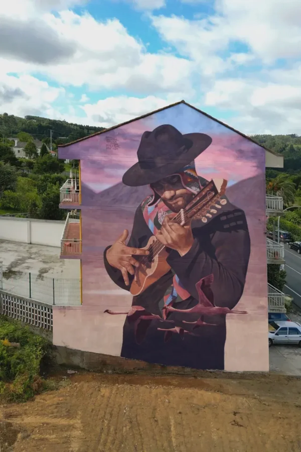 O Charanguista Andino, mural de Cristóbal Persona