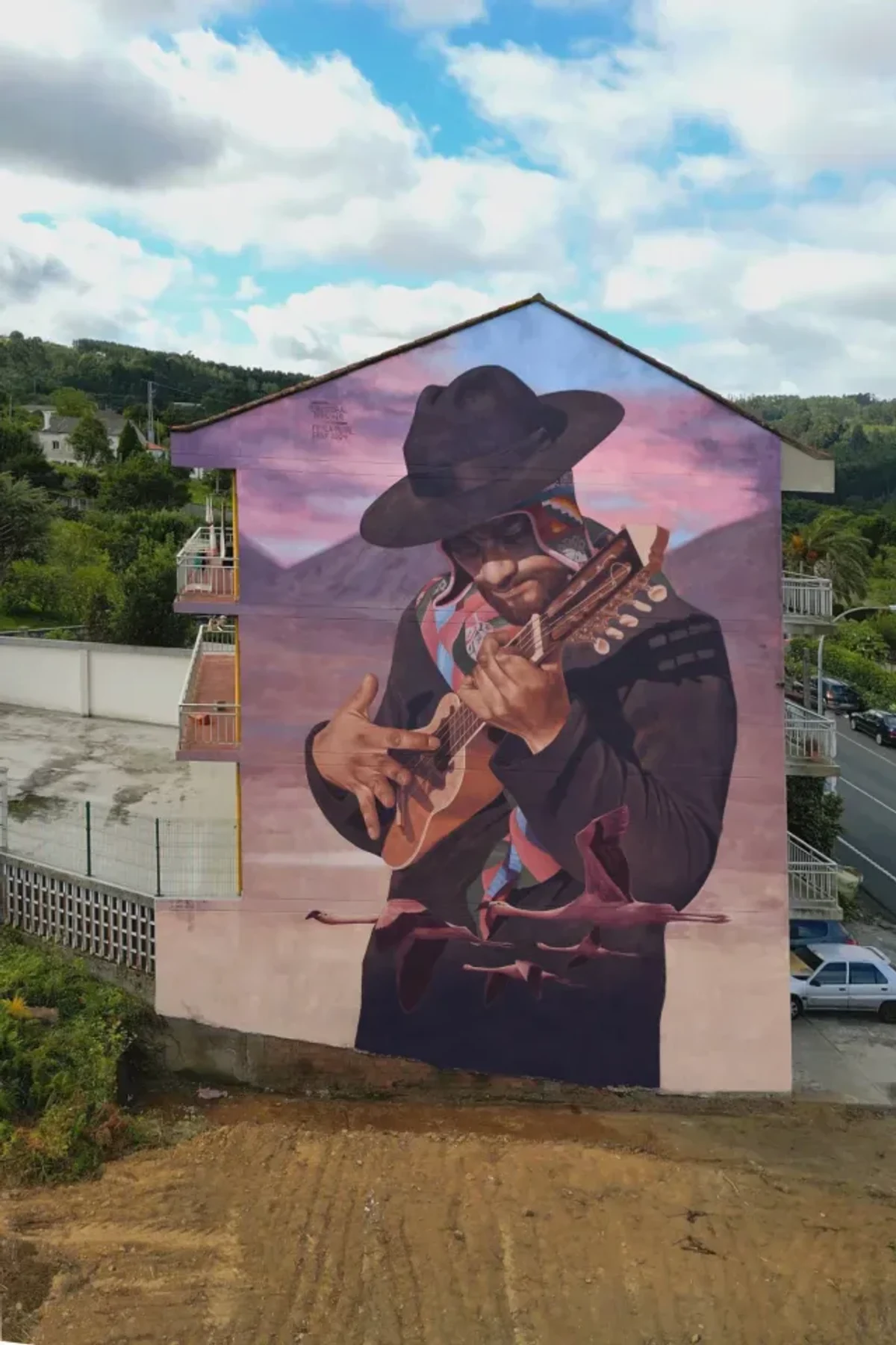 Outra vista de O Charanguista Andino
